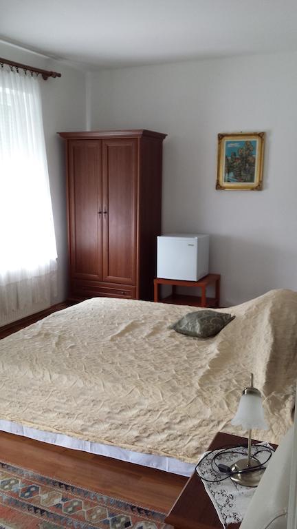 Villa Rubin Panzio Hajdúszoboszló Rum bild